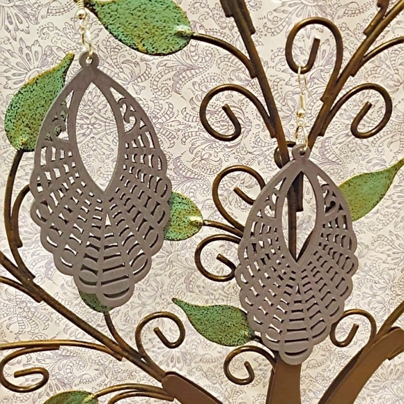 Marla✨ Earrings Set - Picture 2 of 2